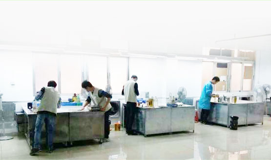 自有實驗室、研發團隊